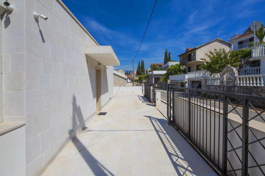 Krasici Villa *